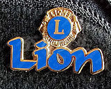 獅子會徽章